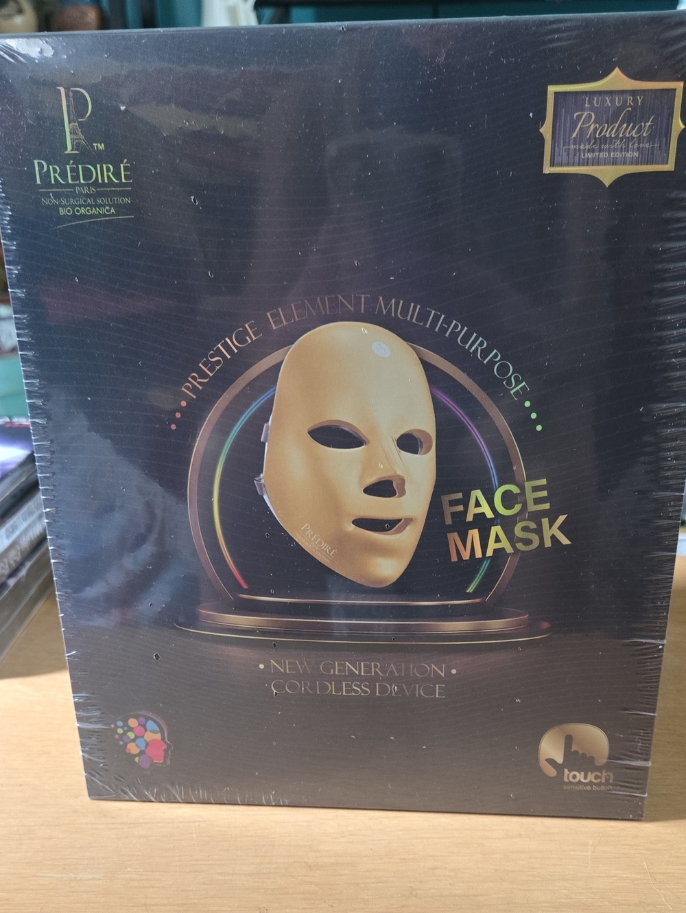 Brand New In Box PREDIRE LED Multi Purpose Face Mask 7 Light Levels